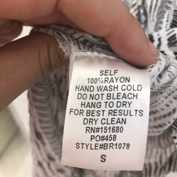 Storia print short sleeve romper - Picture 5 of 5